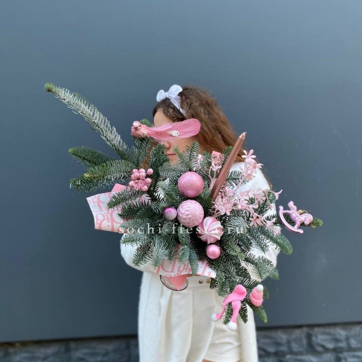 Композиция бокал розовый в Таганроге