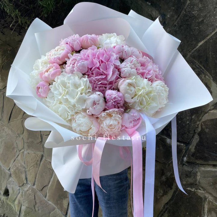 Букет "Пионы и Гортензии" в Таганроге