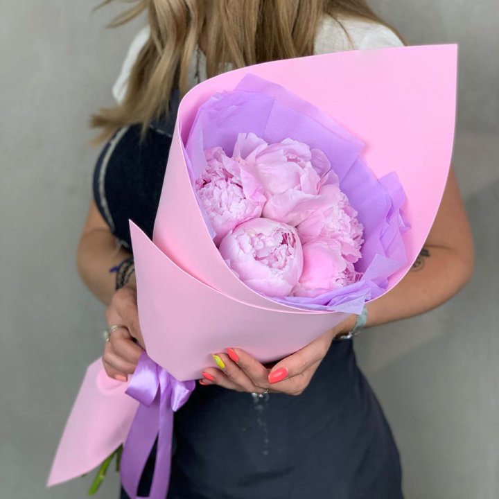 Букет пионов "Файв" в Таганроге