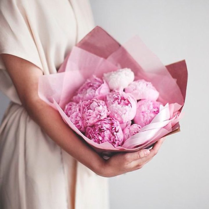 9 зефирных пионов в Таганроге