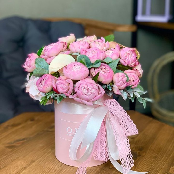 Композиция с пионами №1 в Таганроге