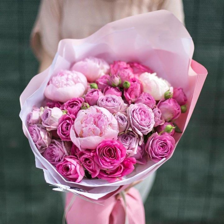 Букет с пионами "Леси" в Таганроге