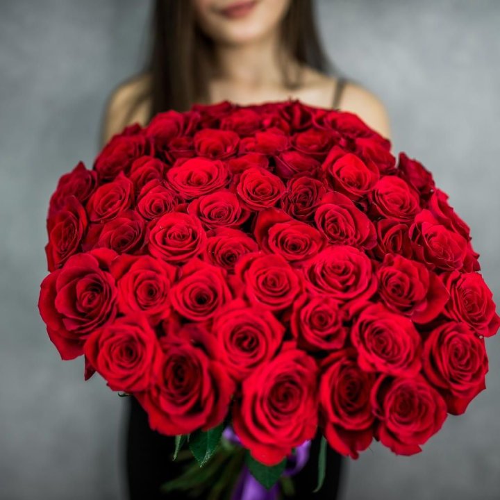 51 красная роза в Таганроге