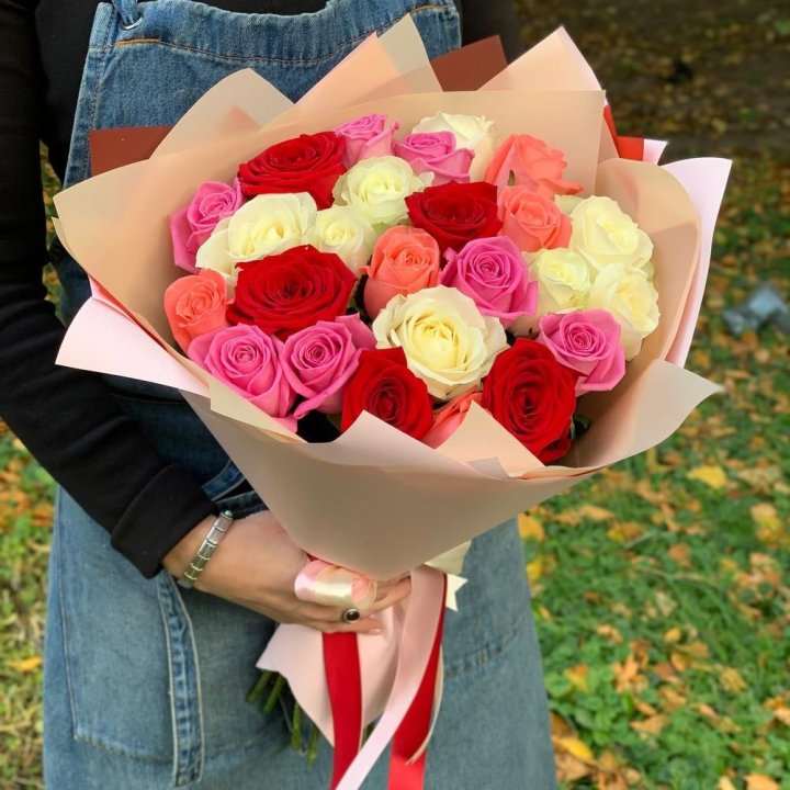 25 роз "Карусель" в Таганроге