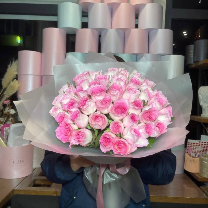  51 розовых роз в Таганроге