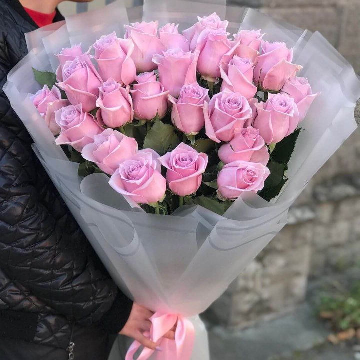 25 высоких розовых роз в Таганроге