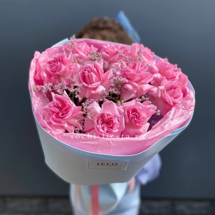 Букет французских розовых роз  в Таганроге