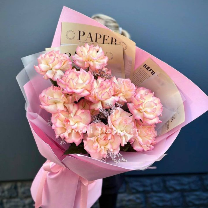 15 французских роз "Джумилия" в Таганроге