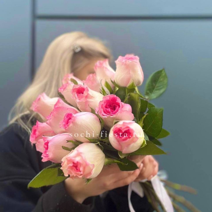 15 роз Мандала в Таганроге