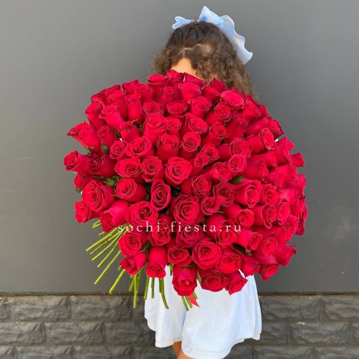 101 красная роза в Таганроге