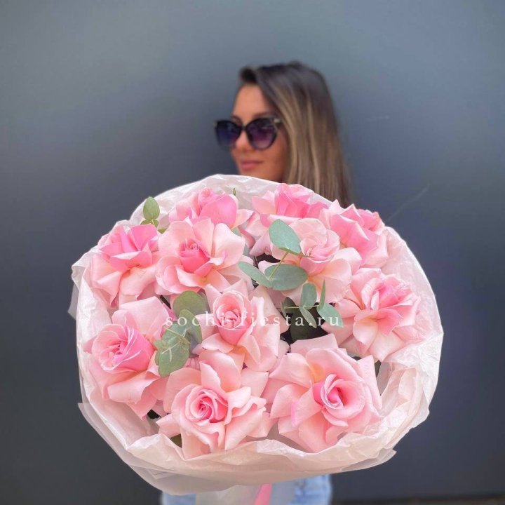 Букет роз "Минифу" в Таганроге