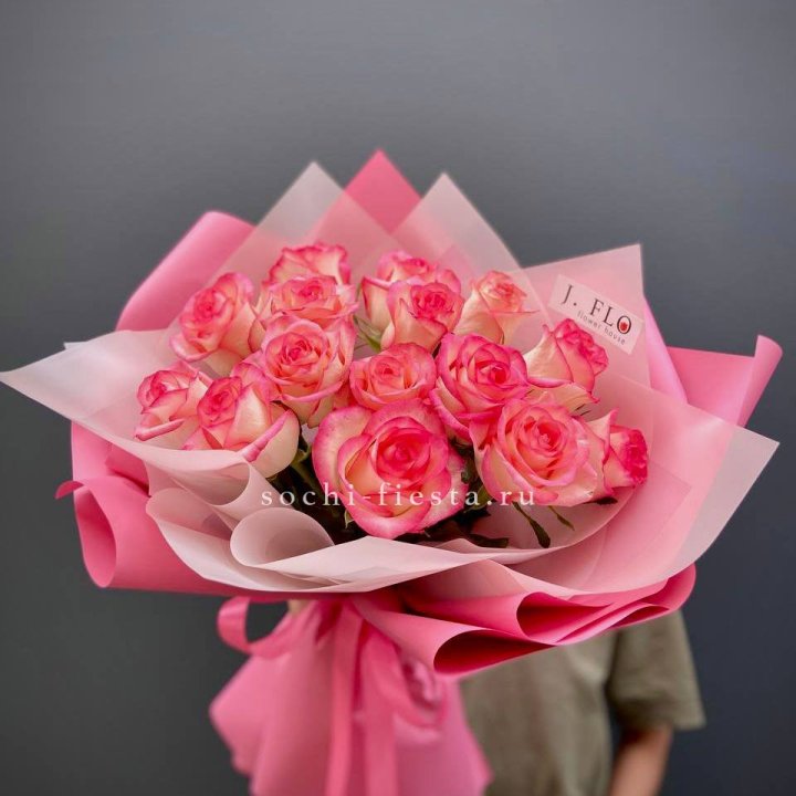 15 роз "Джумилия" в Таганроге