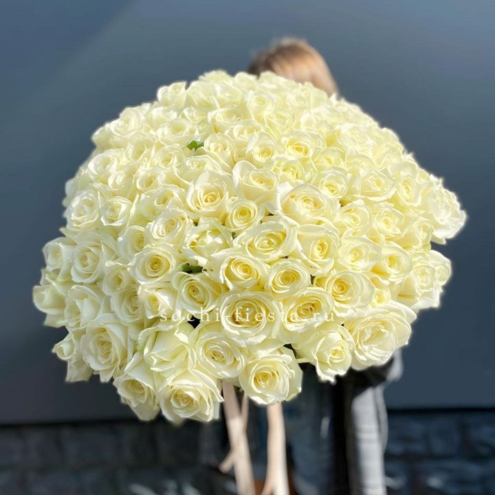 Букет  из 101 белой розы  в Таганроге