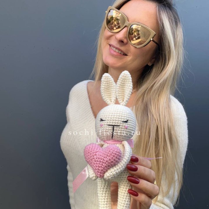 Зайка с сердцем ручной работы в Таганроге