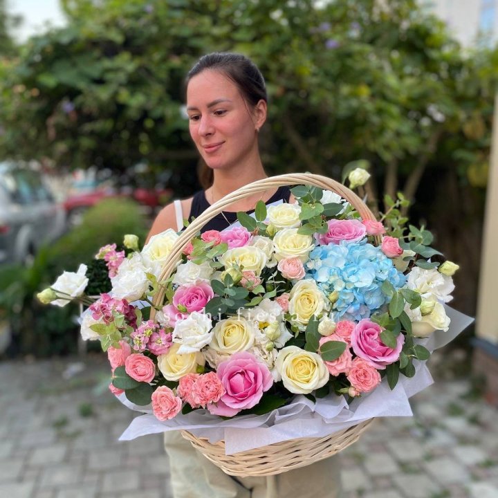 Цветочная корзина №2 в Таганроге