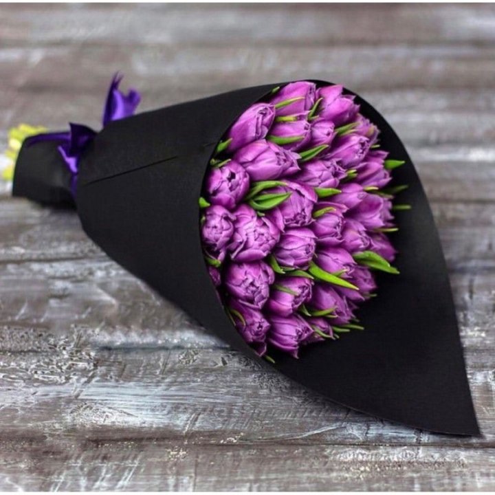 Пионовидные тюльпаны блэк в Таганроге