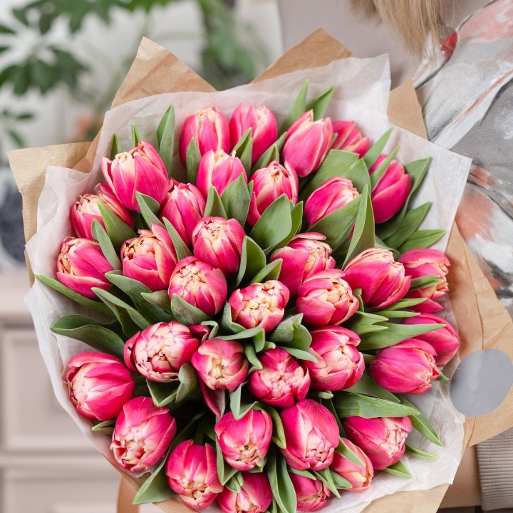 Букет пионовидных тюльпанов в Таганроге