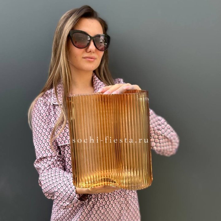 Стеклянная ваза №7 в Таганроге